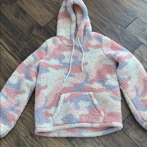 hollister fluffy hoodie